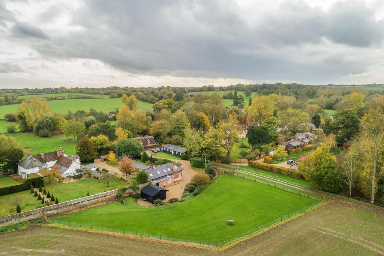 Maltings Lodge Chelsworth Esterno foto