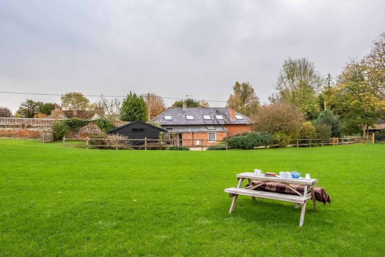 Maltings Lodge Chelsworth Esterno foto